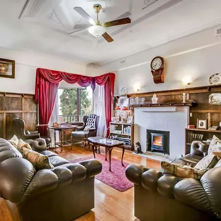 Mornington Bed And Breakfast-2